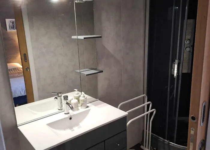 Bed & Breakfast Memory 44' 3*